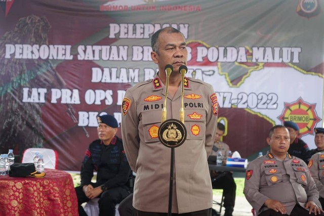 BKO Polda Papua, 100 Anggota Brimob Malut Diingatkan Bertugas Dengan ...