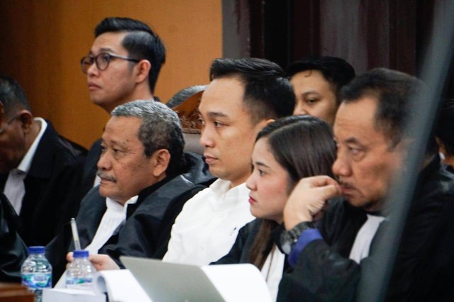 Terdakwa Ricky Rizal menjalani sidang dengan agenda pemeriksaan saksi kasus pembunuhan berencana Brigadir Yosua, di PN Jaksel, Rabu (2/11/2022). Foto: Jamal Ramadhan/kumparan