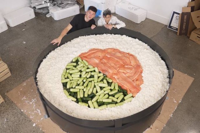 Rekor sushi terbesar di dunia. Foto: Dok. Guiness World Record