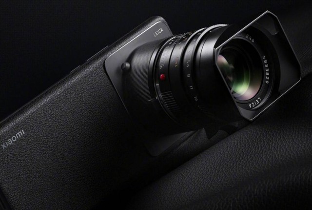 Xiaomi 12S Ultra Concept dengan lensa Leica. Foto: Dok. Xiaomi