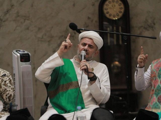 Pesan Cicit Syekh Abdul Qodir Jaelani Buat Santri Indonesia (309850)