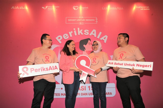 Peluncuran program “PeriksAIA” bersama  Mayapada Hospital, Columbia Hospital, serta Lovepink di Jakarta, Senin, (31/10). Foto: dok. AIA