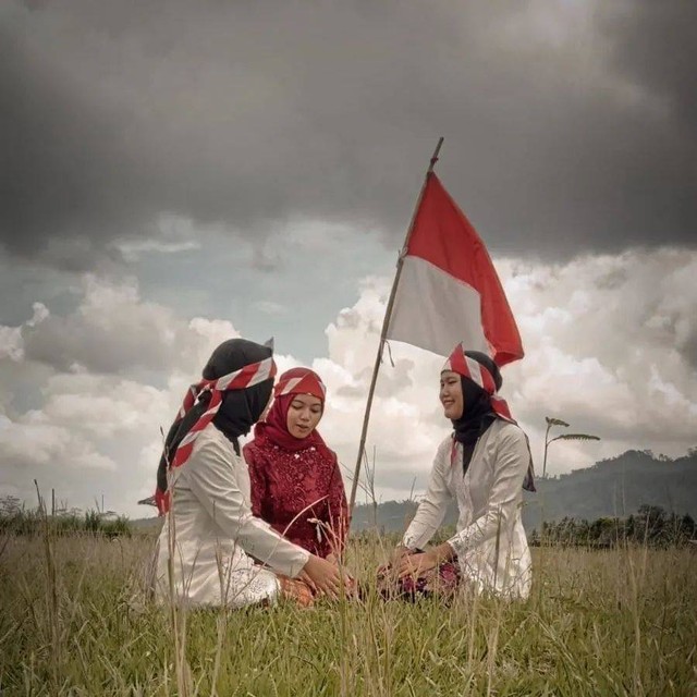 Salah satu foto hasil karya siswa kelas XI BDP dalam lomba fotografi Hari Sumpah Pemuda ke 94 di SMK Muhammadiyah 1 Borobudur (Sumber : Iroel / https://www.instagram.com/p/CkFGUEJpn8A/?utm_source=ig_web_copy_link )