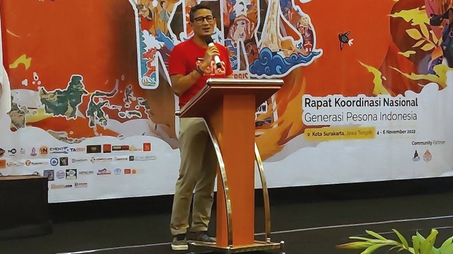 Menteri Pariwisata dan Ekonomi Kreatif, Sandiaga Uno saat menghadiri Rakornas Genpi di Solo, Sabtu (05/11/2022). FOTO: Fernando Fitusia