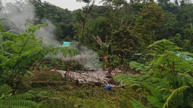 Kamp pendulang emas di Pegunungan Bintang Papua. (Foto Humas Polda Papua) 