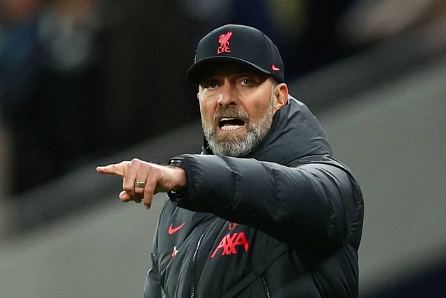 Manajer Liverpool Juergen Klopp saat laga Tottenham Hotspur vs Liverpool di Tottenham Hotspur Stadium, London, Inggris, Minggu (6/11/2022). Foto: David Klein/REUTERS