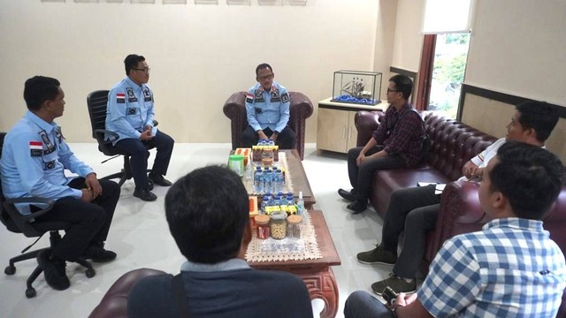 Diskusi pengurus AMSI Sulawesi Barat dengan Kepala Kanwil Kemenkumham Sulawesi Barat Faisol Ali dan jajaran terkait pendaftaran Kekayaan Intelektual (KI). Foto: Kemenkumham Sulbar