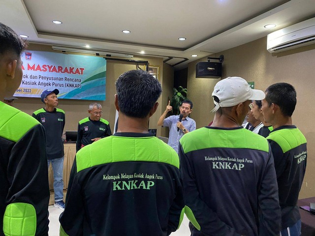 Memberikan Arah Program Kerja KNAP