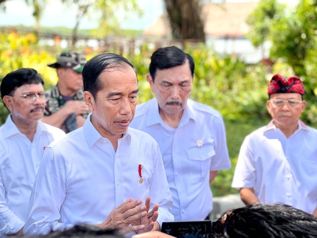 Presiden Jokowi meninjau KTT G20 di Bali, Selasa (8/11/2022). Foto: Dok. Laily Rachev - Biro Pers Sekretariat Presiden