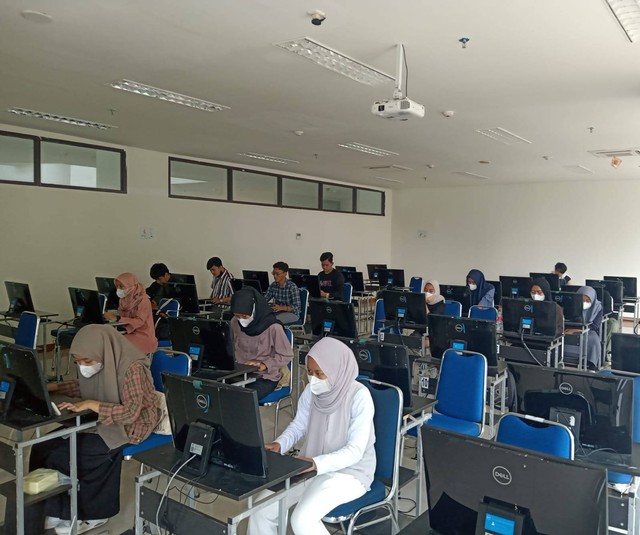 Penerapan Pendidikan di Era Society 5.0. Sumber: Dokumentasi Pribadi.