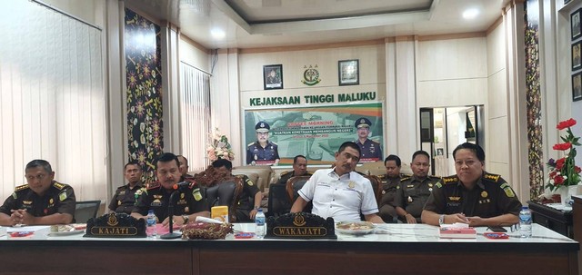 Kejati Maluku, Triono Rahyudi di kantor Kejati Maluku, Ambon, Selasa (8/11/2022).