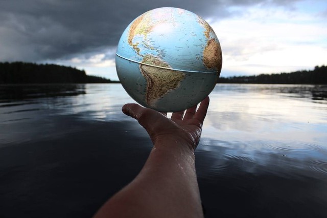 Ilustrasi Dasar Awal Munculnya Globalisasi, Foto:Unsplash