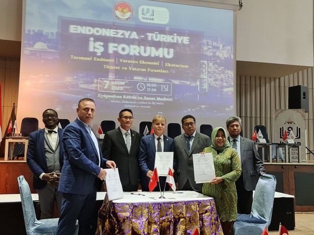 Kerja sama komoditas pertanian lewat forum Indonesia Turki Business Forum 2022 Selasa (8/11). Foto: Dok. Kementan