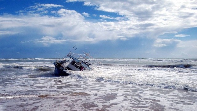 Ilustrasi kecelakaan kapal. (Foto: Pixabay)