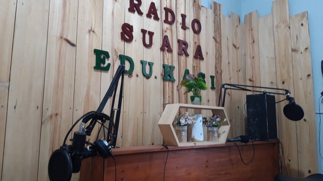 Studio Radio Suara Edukasi SD Muhammadiyah Penggung (Rabu, 9/11/2022)