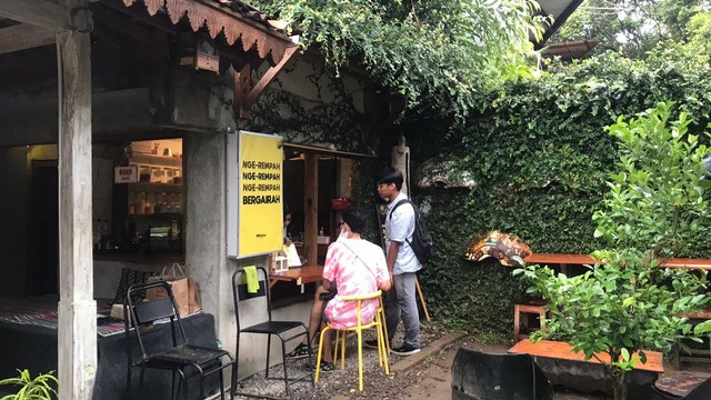 Kedai Wiratea Spices Bar bangunan bekas pos satpam. Foto : Adella Andhi/Kumparan