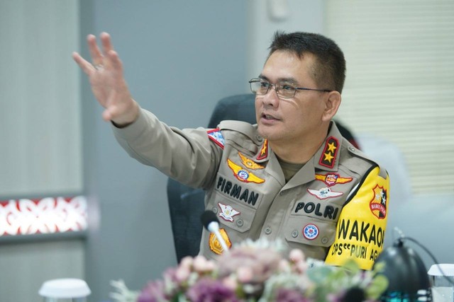 Kakorlantas Polri Irjen Firman Shantyabudi saat mengecek Posko Tragia, Nusa Dua, Rabu, (9/11/2022), menjelang KTT G20. Foto: Dok. Istimewa