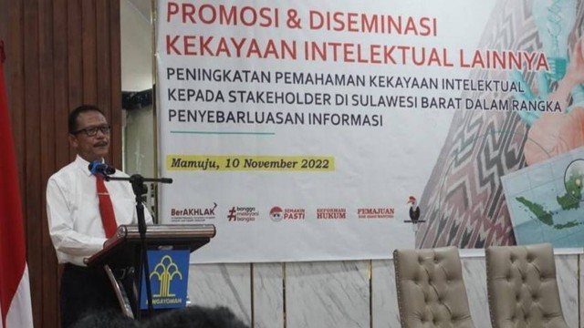 Kakanwil Kemenkumham Sulawesi Barat Faisol Ali pada promosi dan diseminasi Kekayaan Intelektual (KI). Foto: Dok. Kemenkumham Sulbar