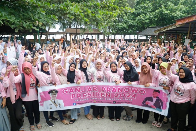 Acara yang diadakan oleh Relawan Srikandi Sumatera Utara dalam mengenalkan sosok Ganjar Pranowo yang mendukung kesetaraan gender dan pemberdayaan perempuan. Foto: Dok. Istimewa