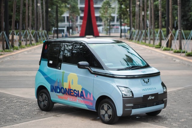 Seragam Khusus 300 Unit Wuling Air Ev Yang Bertugas Di KTT G20 ...