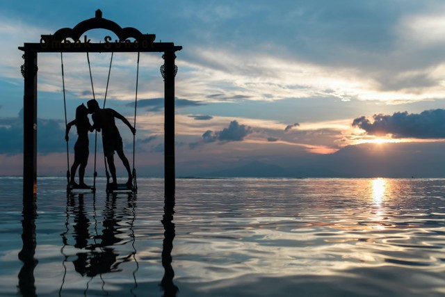 Ilustrasi 5 Pantun Selamat Pagi Romantis dan Menarik. Foto ; Unsplash/ Azrul Aziz.
