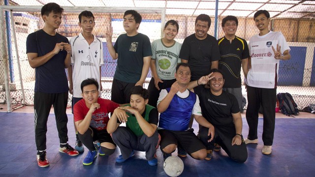 K﻿omunitas Indonesian Blind Football coba merintis tim yang lebih serius untuk bersepakbola sesuai aturan internasional.