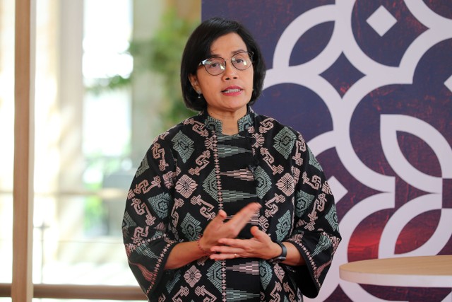 Menteri Keuangan Indonesia, Sri Mulyani menjawab pertanyaan wartawan pada acara serangkaian KTT G20 Indonesia di Bali. Foto: Aditia Noviansyah/kumparan