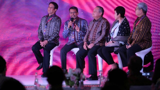 Bank Sentral Indonesia, Malaysia, Filipina, Singapura dan Thailan sepakati kerja sama konektivitas pembayaran kawasan di rangkaian acara KTT G20 yang digelar di Bali, Senin (14/11/2022). Foto: Aditia Noviansyah/kumparan