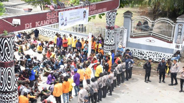 Unjuk rasa di Kampus Uncen Abepura Kota Jayapura, Provinsi Papua. (Foto Humas Polresta Jayapura Kota)