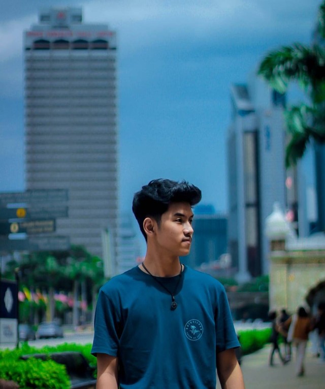 Gambar 1 M. Daniel Haqie (salah satu peserta lolos seleksi Program "Pemuda Menyapa Dunia" angkatan ke-2)