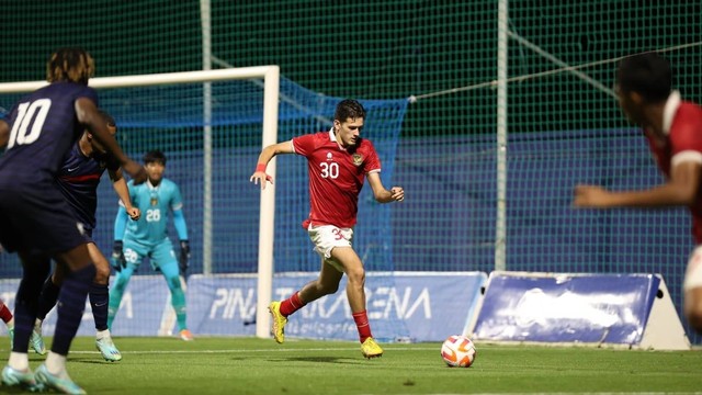 Pertandingan uji coba Timnas U-20 vs Prancis U-20, di Pinatar Arena Football Center, Murcia, Spanyol, Jumat (18/11/2022). Foto: PSSI