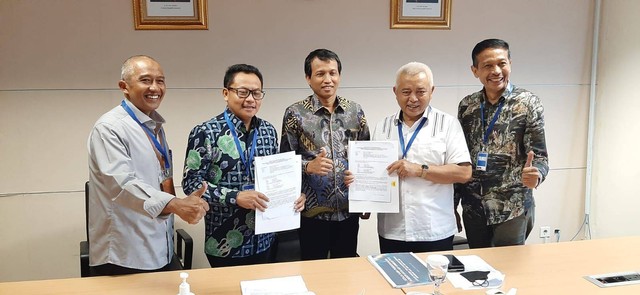 Rakor antara Pemkot dan Kabupaten Malang atas Penyelesaian pengelolaan sumber mata air bersama KPK. Foto / dok Pemkot Malang