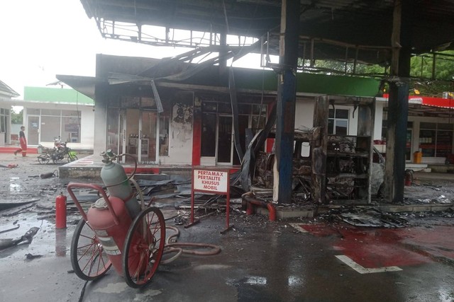 Kondisi SPBU di kawasan Tenjo, Bogor yang terbakar. Foto: Dok. Istimewa