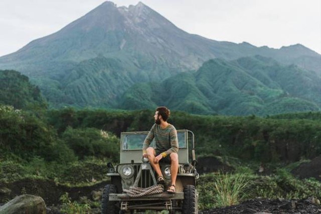 Pantun Jalan-Jalan ke Yogyakarta bersama Teman-teman, Foto: Unsplash.