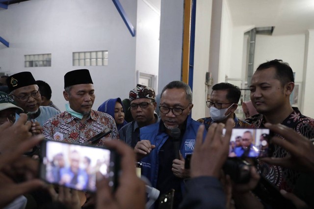Menteri Perdagangan Zulkifli Hasan melakukan kunjungan kerja ke Sukoharjo, Jumat (18/11/2022). Foto: Kemendag RI