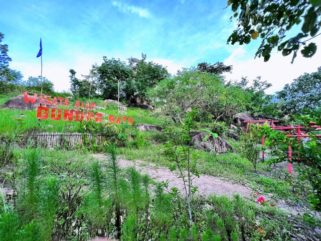 Mengunjungi Panorama Wisata Alam Gunung Batu, Lampung Selatan (3)
