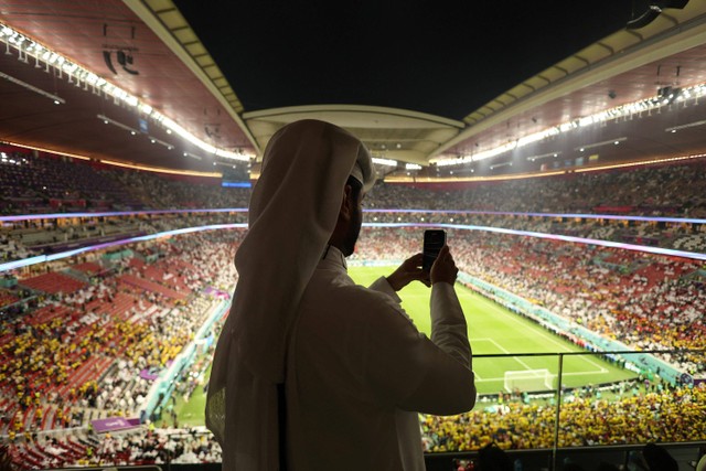 Kondisi jelang pembukaan Piala Dunia 2022 Qatar dan pertandingan Qatar melawan Ekuador di Stadion Al Bayt, Al Khor, Qatar.
 Foto: Amr Abdallah Dalsh/REUTERS