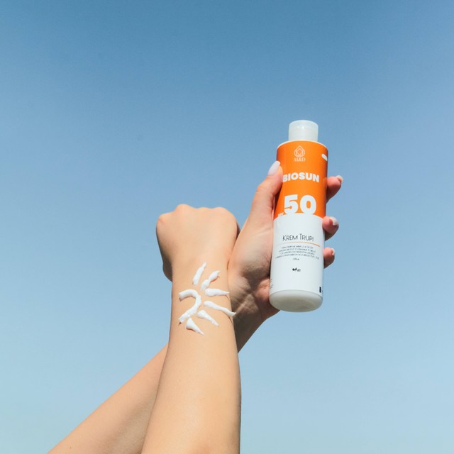 Ilustrasi Sunscreen SPF 30. Foto: Unsplash