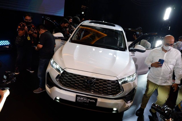 Bagian depan All New Toyota Kijang Innova Zenix Foto: Aditya Pratama Niagara/kumparan