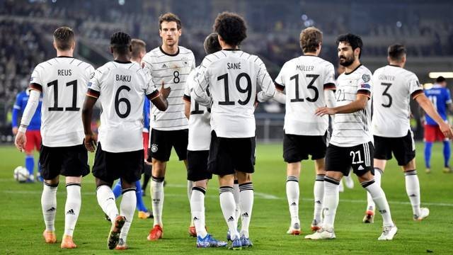 Selebrasi pemain Jerman usai mencetak gol ke gawang Liechtenstein pada pertandingan Kualifikasi Piala Dunia 2022 di Volkswagen Arena, Wolfsburg, Jerman.Foto: Fabian Bimmer/REUTERS