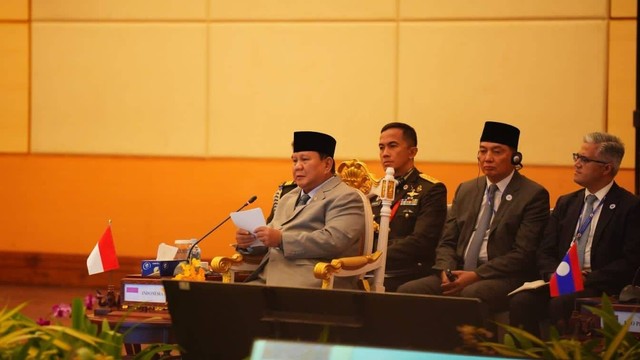 Menhan Prabowo Subianto bicara di Forum Menhan se-ASEAN, atau Defence Ministers Meeting (ADMM) Retreat di Siem Reap, Kamboja, Selasa (22/11/2022). Foto: Tim Media Prabowo Subianto