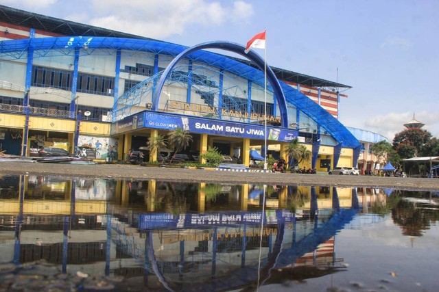 Stadion Kanjuruhan Malang, home base Arema FC yang direncanakan bakal direnovasi pada 2023 mendatang. Foto/Rubianto