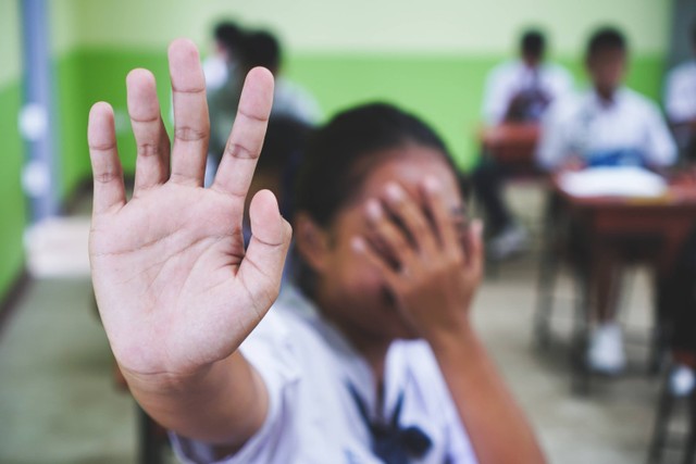 Ilustrasi kekerasan di lingkungan pendidikan. Foto: Shutterstock