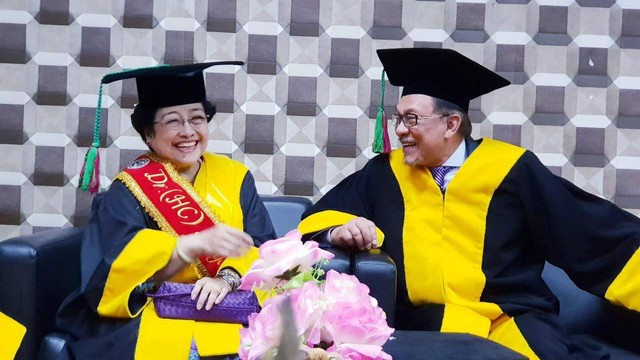 Megawati dan Anwar Ibrahim. Foto: Dok. PDIP