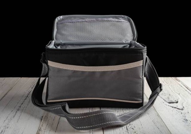 Ilustrasi cooler bag ASI (Sumber: Pexels)