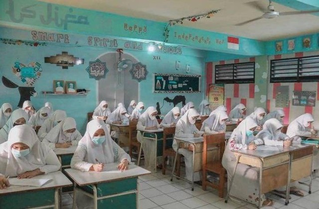 Dokumen Pribadi : Pembelajaran Tatap Muka Pasca Pandemi Di Pondok Pesantren Asshiddiqiyah Jakarta.