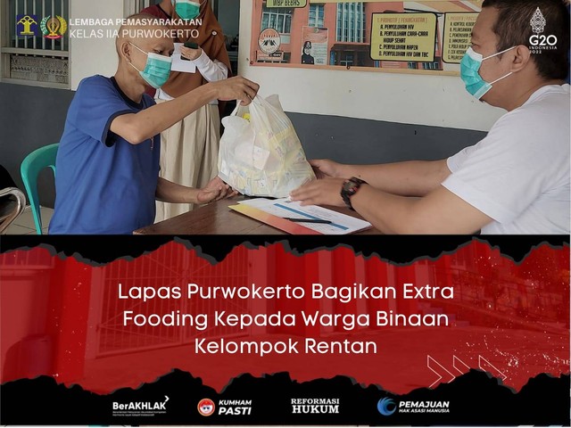 Lapas Purwokerto Bagikan Extra Fooding Kepada Warga Binaan Kelompok Rentan