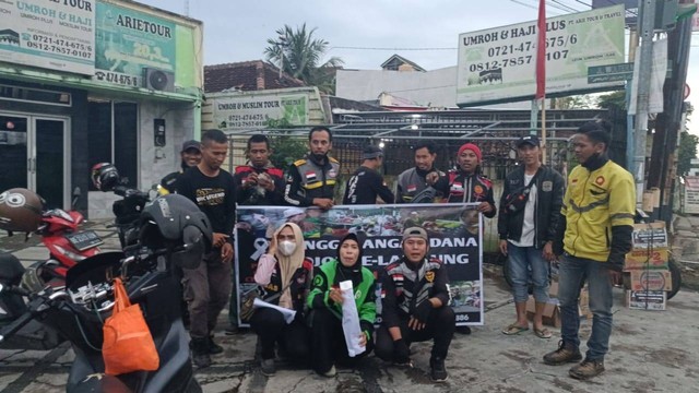 Ojol se-Lampung melakukan aksi penggalangan dana untuk korban gempa bumi di Cianjur. | Foto : Ist