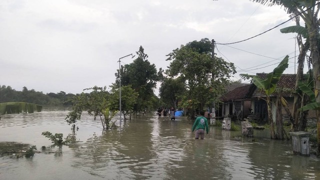 Kali Pacal Bojonegoro Meluap, Belasan Desa dan Jalan Nasional Kebanjiran