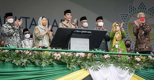 pembukaan muktamar muhammadiyah di solo